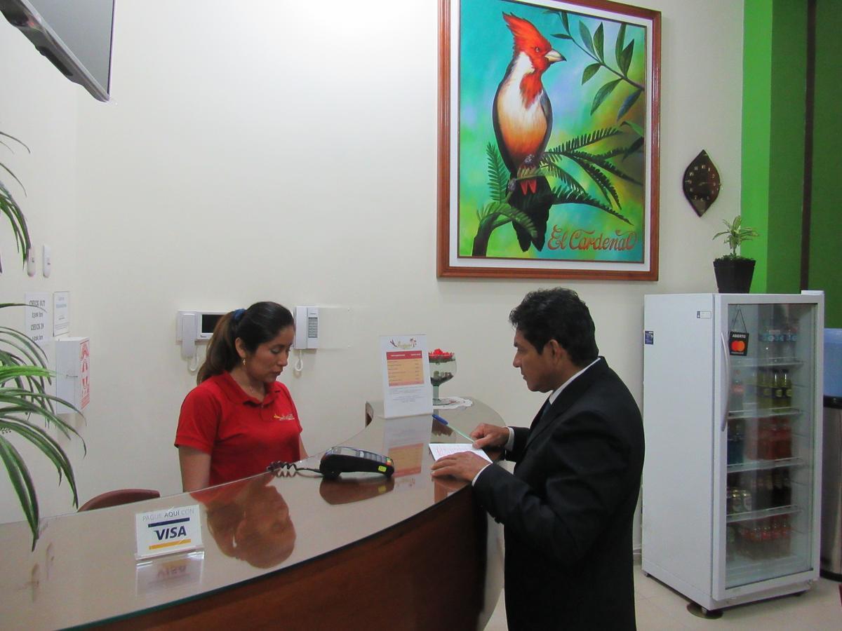 Alojamiento El Cardenal Iquitos Exterior foto