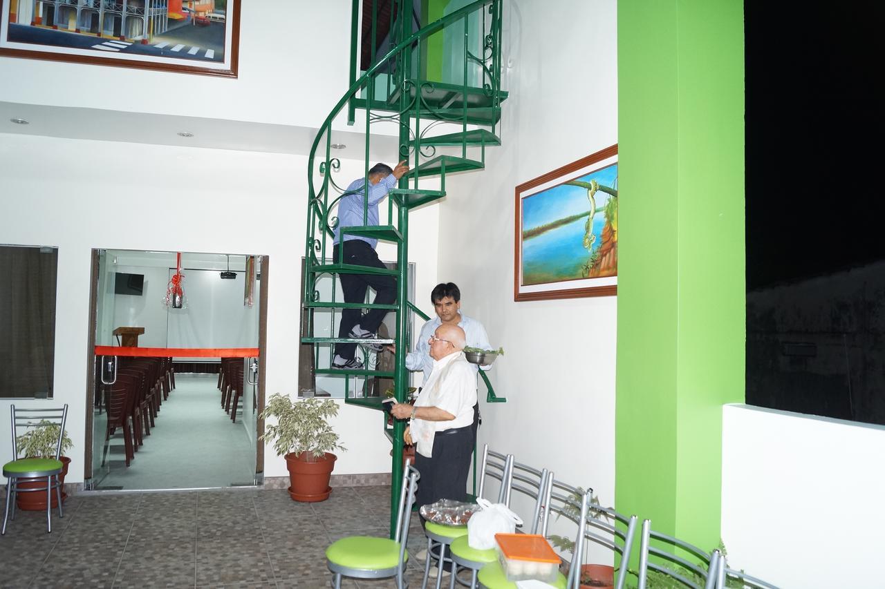 Alojamiento El Cardenal Iquitos Exterior foto