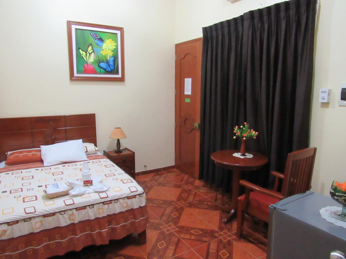 Alojamiento El Cardenal Iquitos Exterior foto